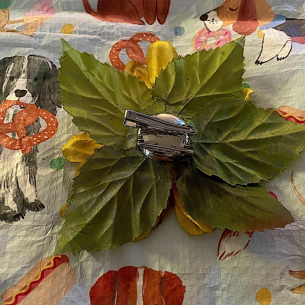 Homemade Sunflower Accessory Clip - Picture 3 of 4